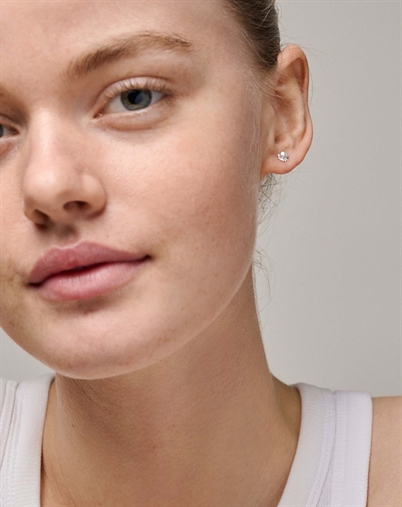 Enamel Copenhagen - Organic Clover Mini Studs - Sølvfarvet